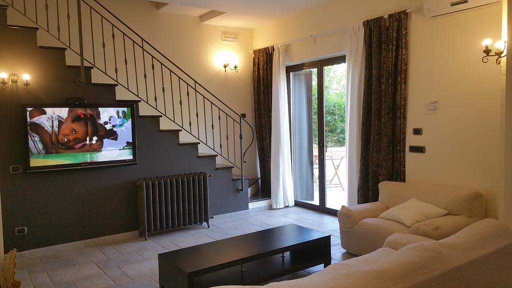 Villa Mose Apartment, Parking, Terrace Villaggio Mosè Exterior foto